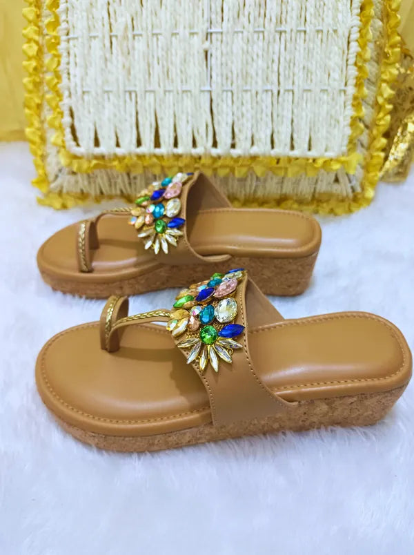 Artisan_Glimmer_Kolhapuri_Wedges_For_Women_|_2_Inches